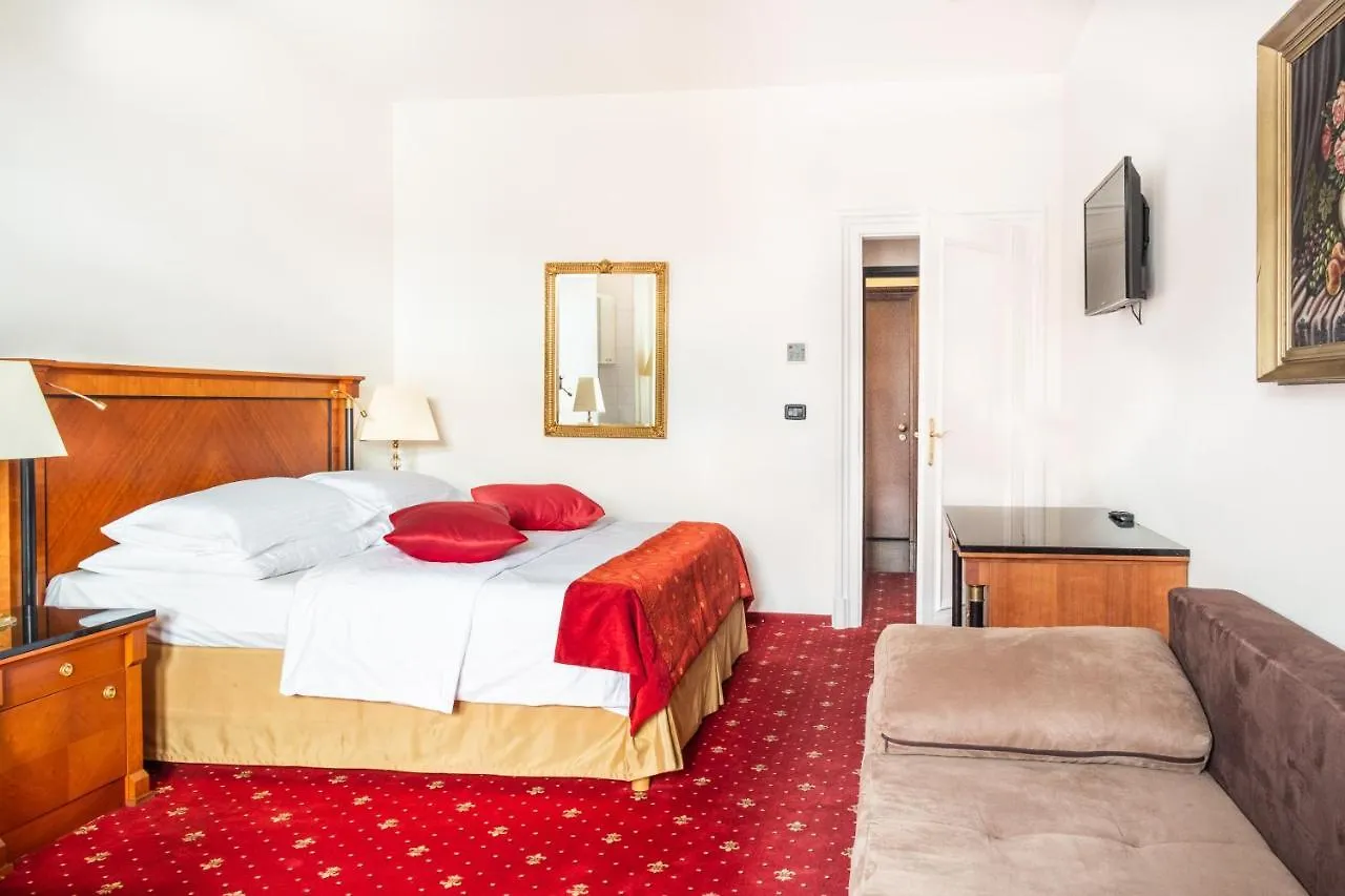 ****  Hotel Leon D´Oro Praag Tsjechië