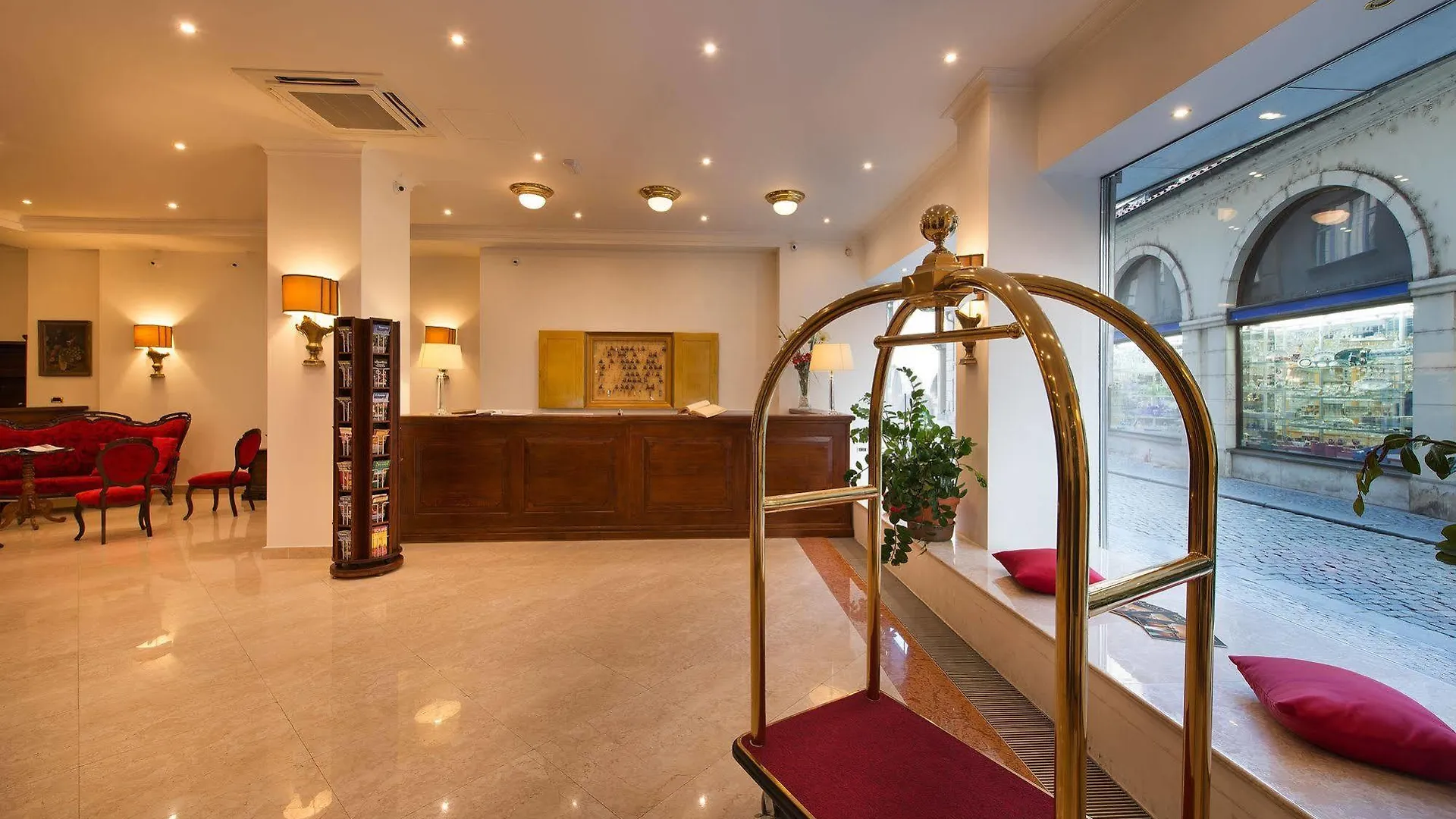 ****  Hotel Leon D'Oro Prag Çek Cumhuriyeti