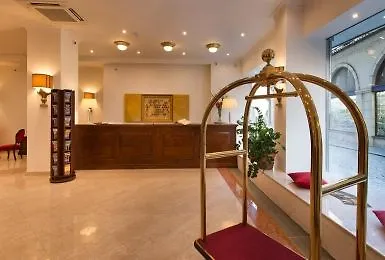 פראג Hotel Leon D'Oro 4*,